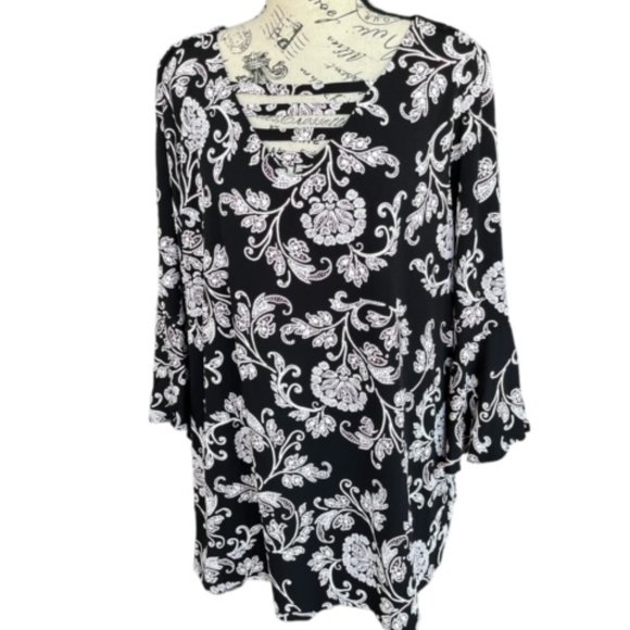 Avenue Blouse Size 18 - Picture 1 of 4